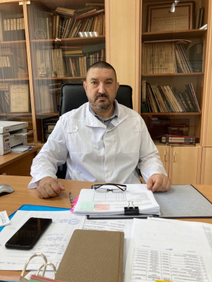 Главный врач Бобров Константин Егорович Главный врач Бобров Константин Егорович.